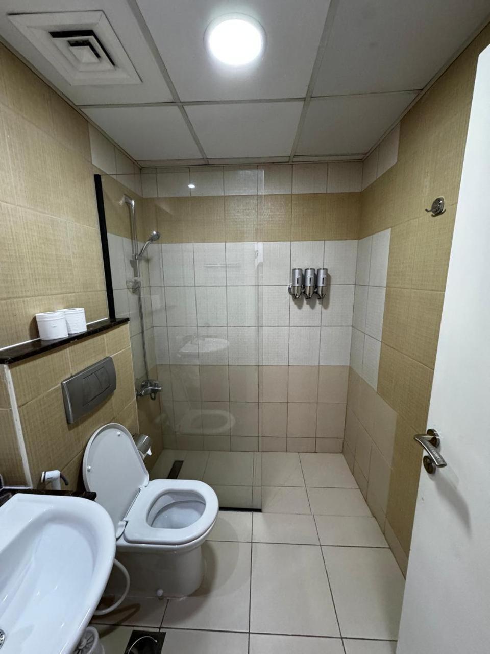 Elite Studio At Dubai Marina Екстер'єр фото