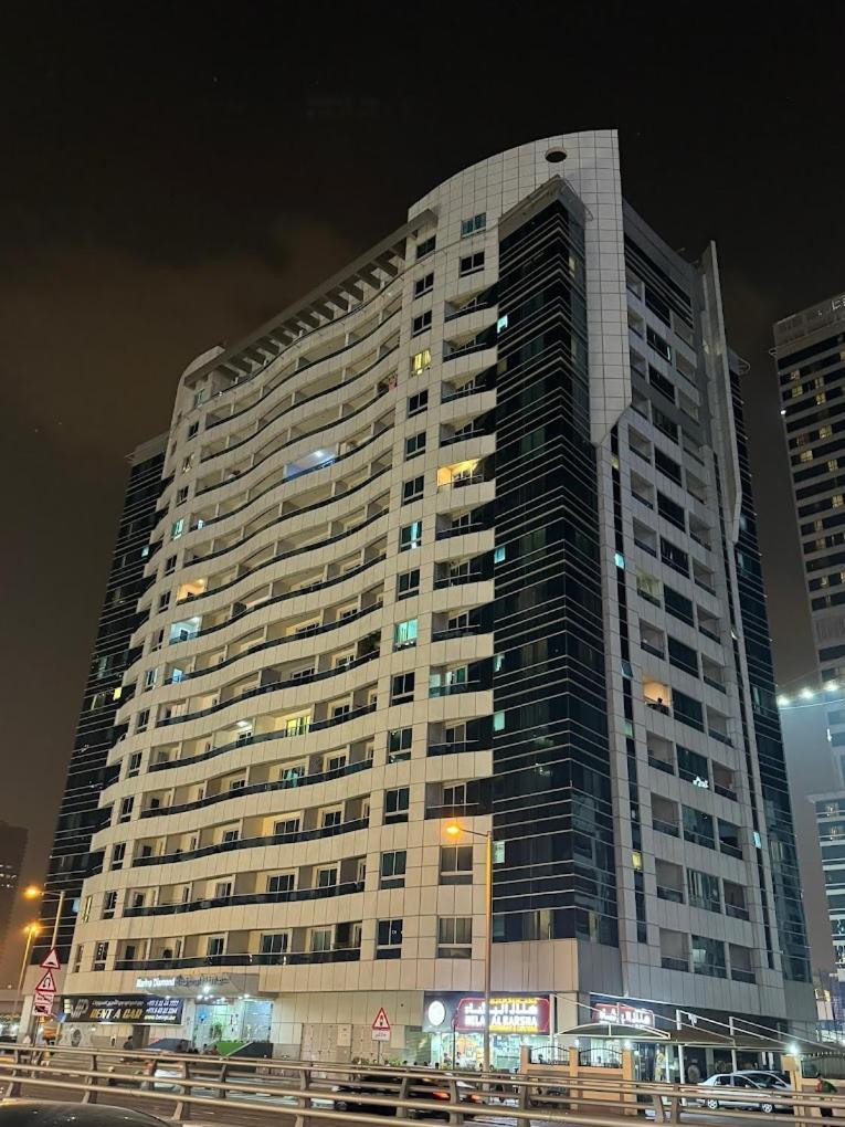 Elite Studio At Dubai Marina Екстер'єр фото